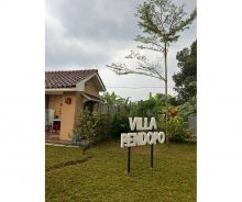 Disewakan Villa Bernuansakan Pegunungan dan Nyaman Daerah Cihideung PR1964